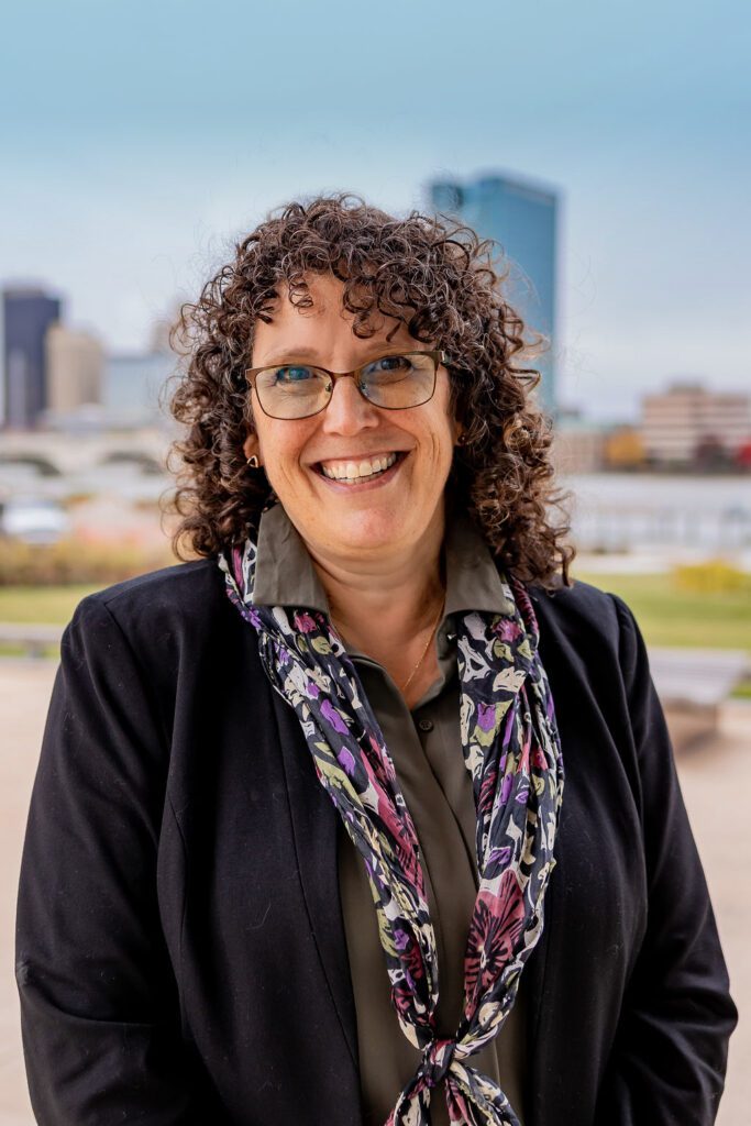 Kerri Kimble Brimmer, Graphic Designer Toledo